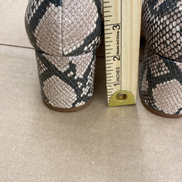 Steve Madden Rockir‎ Snakeskin Embossed Ankle Boots Women's 7.5 - Picture 8 of 8